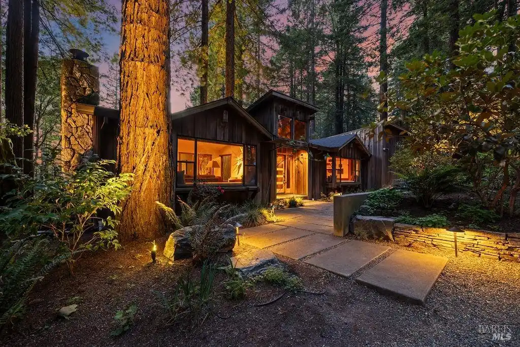 Contemporary Luxury with Rustic Charm