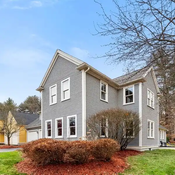 CONTEMPORARY COLONIAL IN CONVENIENT LOCATION