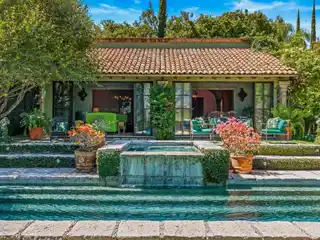 Casa Deal
