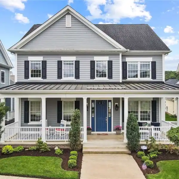 OPEN-CONCEPT CHARM WITH SPA-LIKE PRIMARY SUITE