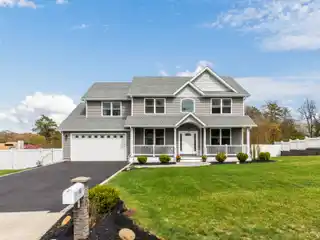 Newer Modern Colonial Backing to Protected Land
