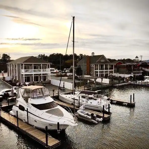RESIDENCE RECONSTRUCTED FROM THE ORIGINAL THISTLE SAILBOAT FACTORY