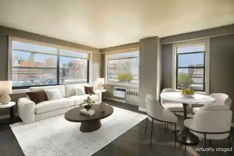 Exceptional Sun-soaked Apartment in Gramercy North