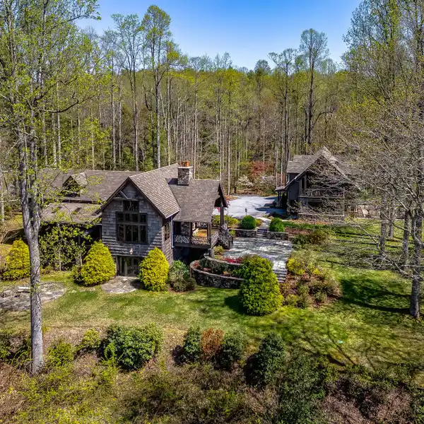 PEACEFUL 7.27-ACRE ESTATE