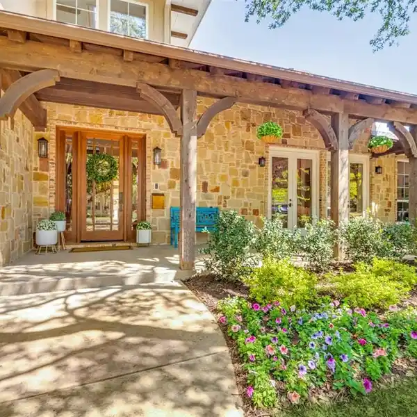 CRAFTSMAN STYLE HOME