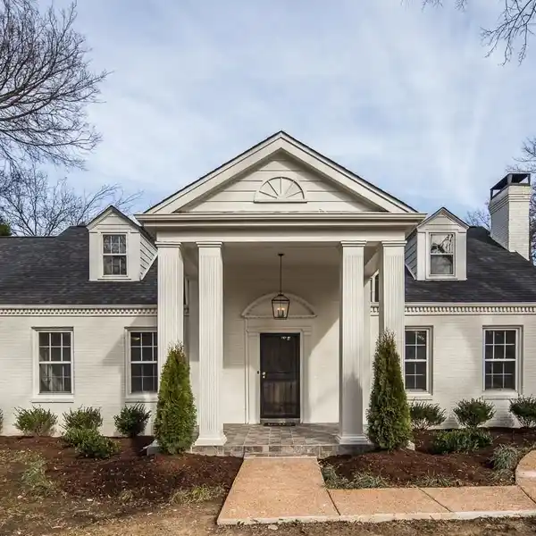 TRANSFORMED HOME IN PRESTIGIOUS BELLE MEADE