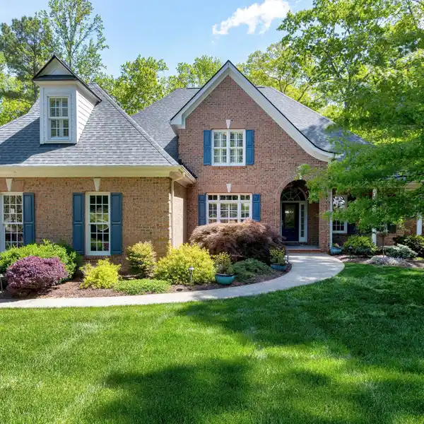 CUSTOM BUILDER'S PERSONAL RESIDENCE