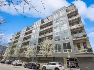 Modern, Elegant, and Sleek 3 Bedroom in West Loop
