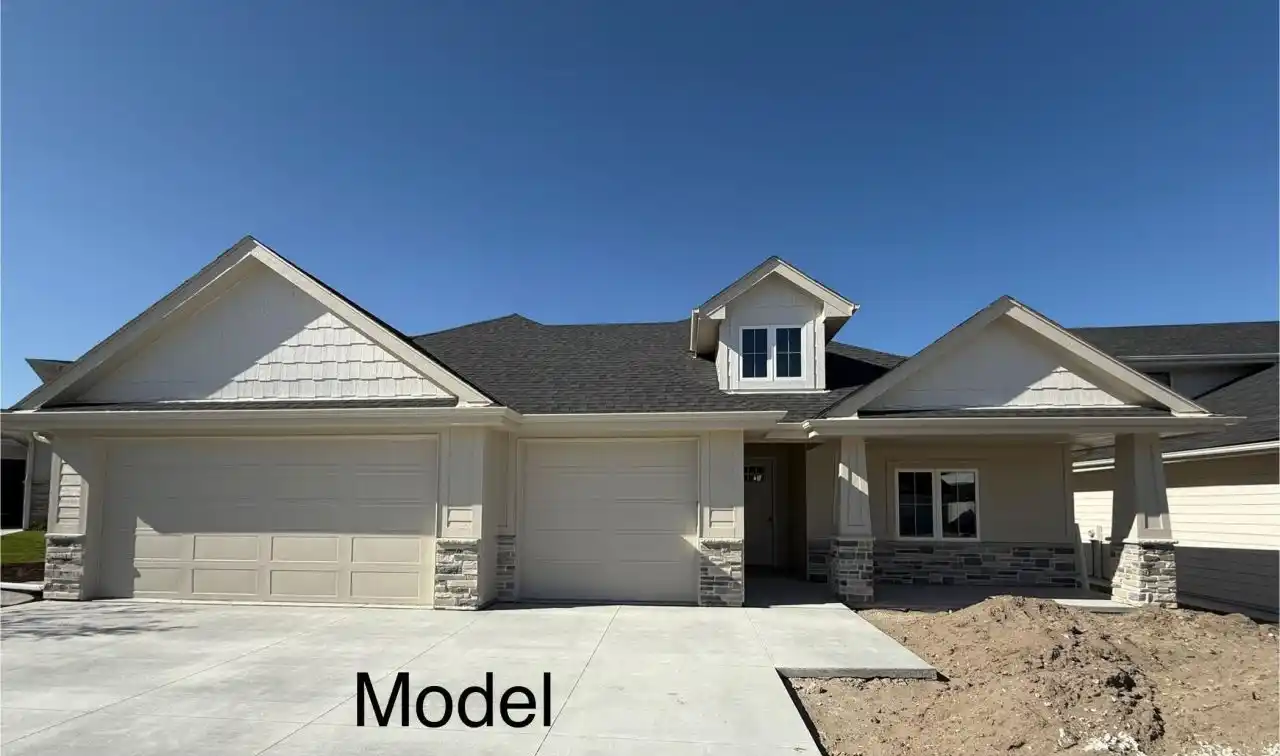 New Turnkey Pool Home