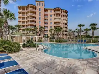 Highly Sought-after 7th Floor Luxury Oceanfront Penthouse