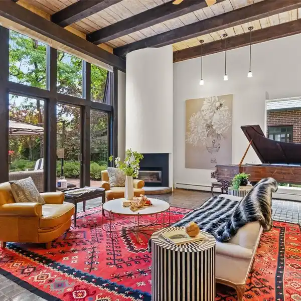 TRULY UNIQUE HILLTOP RESIDENCE