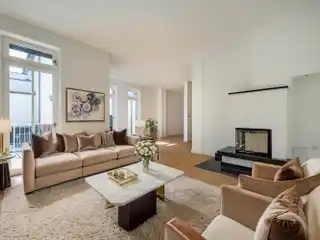 Stylish Villa in Exclusive Location