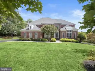 Exquisite Home in West Friendship