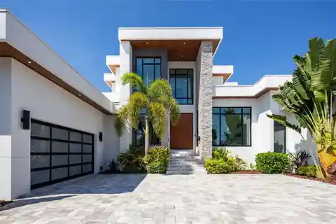 Extraordinary Waterfront Masterpiece with Clean Design