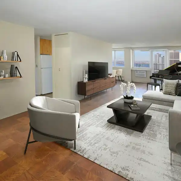 SPACIOUS HIGH FLOOR CORNER THREE-BEDROOM