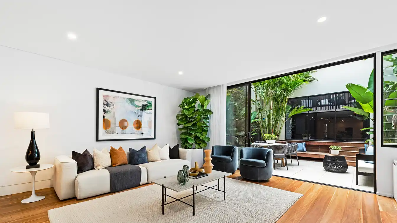 Exceptional Contemporary Terrace Home