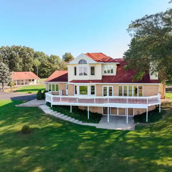 ONE-OF-A-KIND 36-ACRE PROPERTY