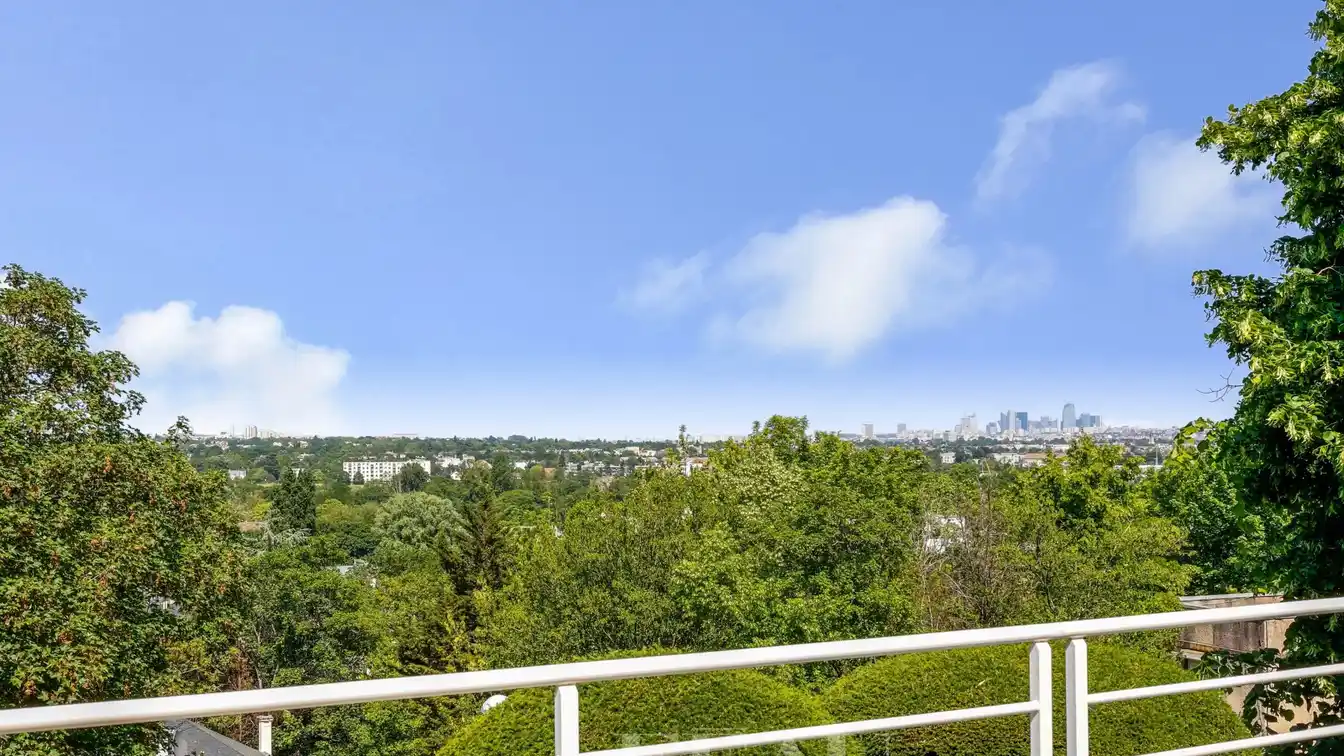 Commanding Panoramic View