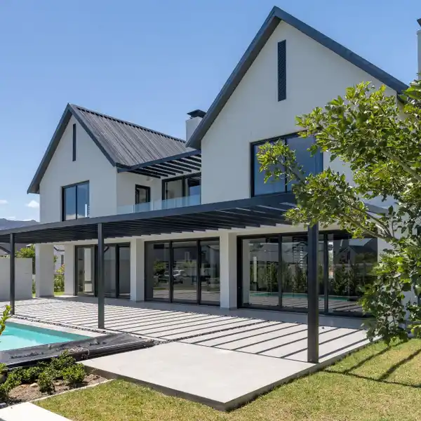 SOPHISTICATED NORTH-FACING MASTERPIECE