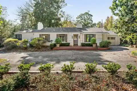 Transformed 1940 Cottage in Red Acres
