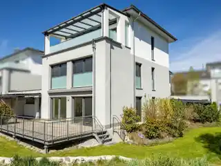 Urban Living - Modern Townhouse in a Quiet Central Location