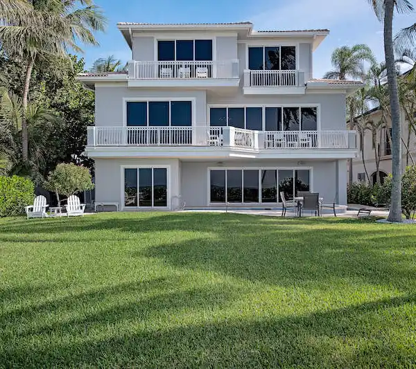 INCREDIBLY UNIQUE BEACHFRONT RESIDENCE