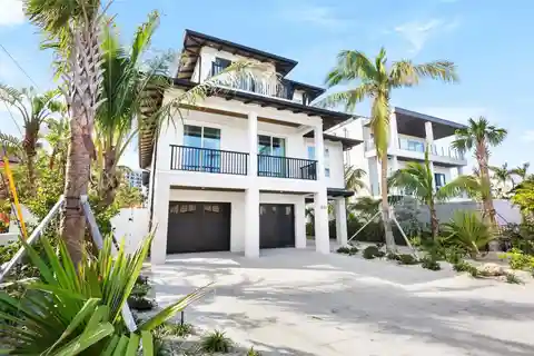 Sunset Dreams - Stunning New Waterfront Home