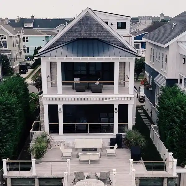 VINO SU L'ACQUA - WINE ON THE WATER