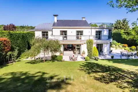 Beautifully Appointed Property on a Private Street