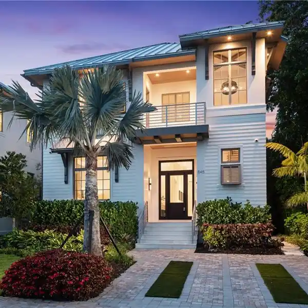 TASTEFULLY APPOINTED NEW CONSTRUCTION IN OLD NAPLES