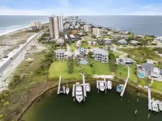 Paradise on Little Sabine Bay