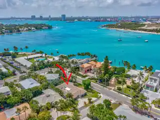 Quaint Palm Beach Shores Home with Waterway Views