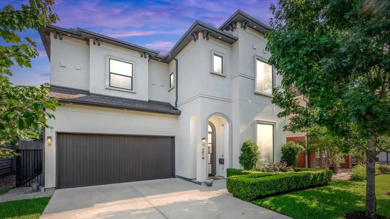 Beautiful Custom Home in West University