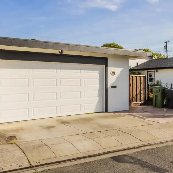 BEAUTIFULLY UPDATED SINGLE-STORY HOME