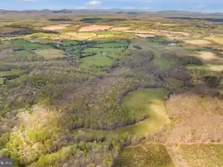 402-acre Virginia Estate with Endless Possibilities
