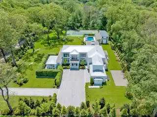 Ultra-Luxe Contemporary Estate on 5.5 Gated Acres