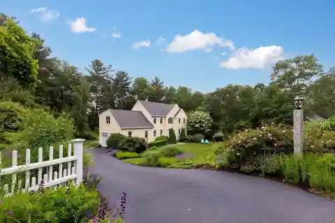 Spectacular Colonial on Immaculate Grounds