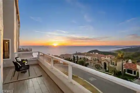 Laguna Sur Corner Home with Panoramic Coastal Views