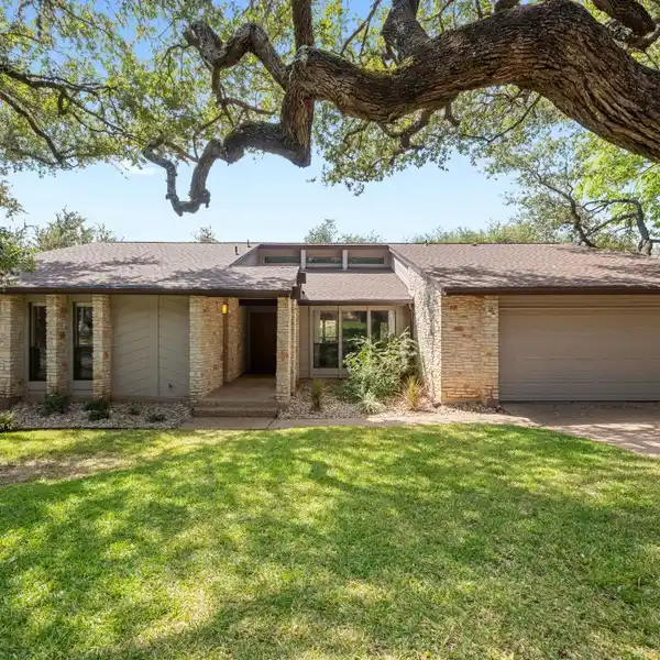 BEAUTIFULLY RENOVATED ONE-STORY HOME IN THE WOODS OF WESTLAKE