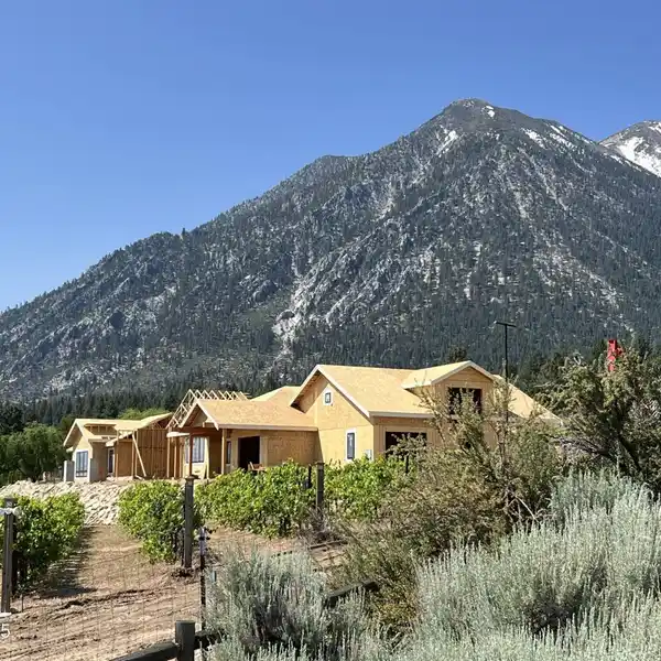 BEAUTIFULLY APPOINTED NEW CUSTOM HOME