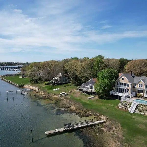 BEAUTIFULLY CRAFTED CAPE HOME ON THE BASS RIVER