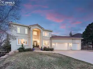 Spectacular Estate in Talon Ridge