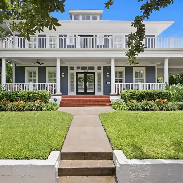 BEAUTIFULLY UPDATED LUXURY RESIDENCE