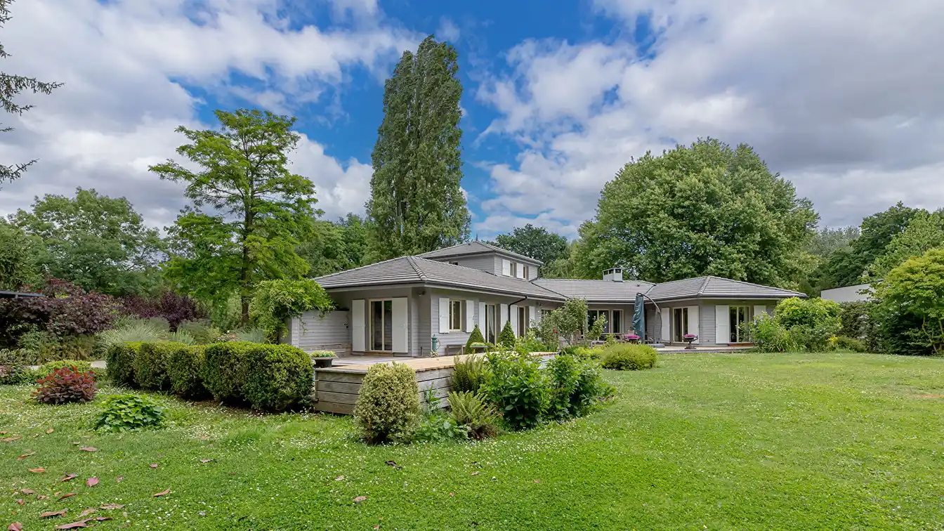 Rare Private Estate in the Eure Valley