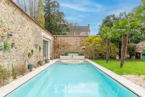 Majestic Renovated Mansion with Infinity Pool