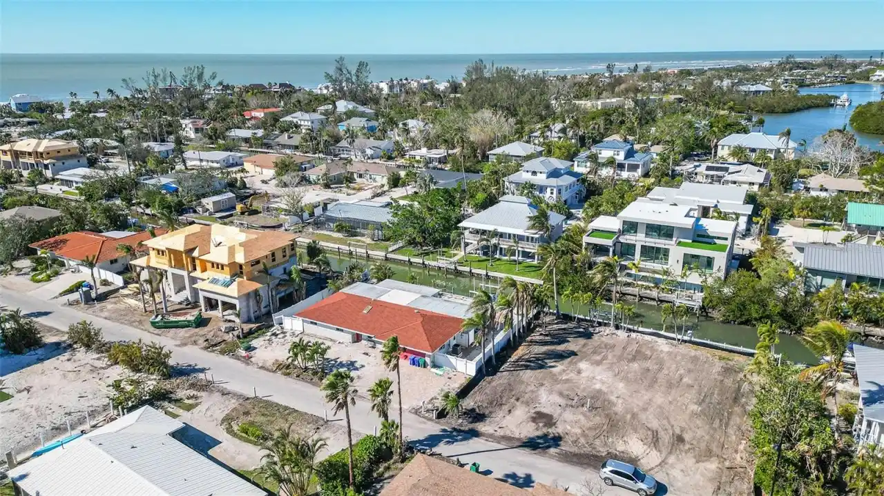 Incredible Opportunity in Bayview Estates