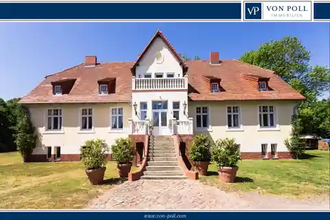 Renovated Manor House in a Fantastic Location Near the Hanseatic City of Greifswald