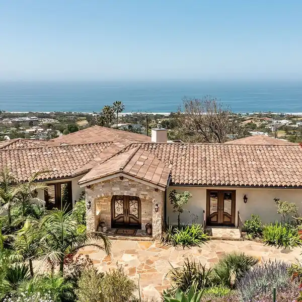 CONTEMPORARY SPANISH ELEGANCE WITH SWEEPING OCEAN VIEWS
