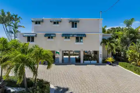 Unparalleled Waterfront Sanctuary in Port Antigua