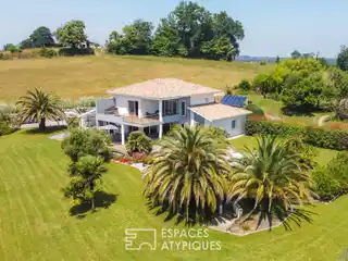 Magnificent Architect-designed Villa on the Heights of Poyartin